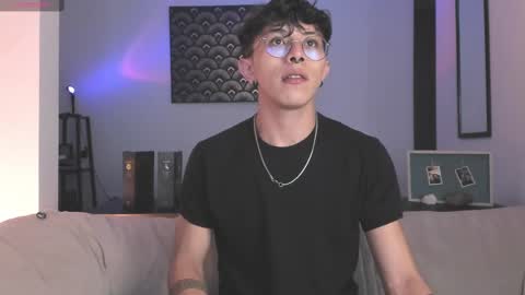 Snapshot of im__thomas chatting on 10.03.25 IM THOMAS online show from 10.03.25