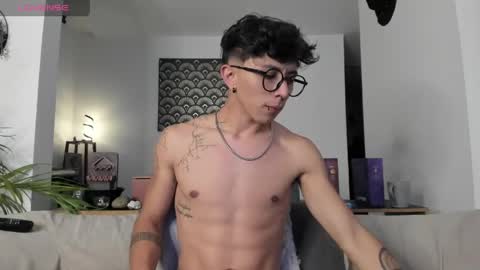 IM  THOMAS online show from 05.28.26