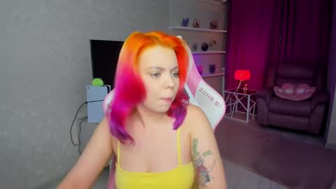 Roxy online show from 04.29.26