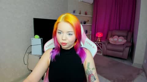 Roxy online show from 06.04.26