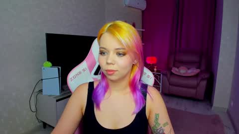 Roxy online show from 06.17.26