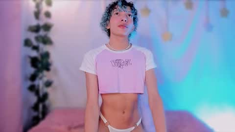 Snapshot of im_alejo chatting on 10.03.25 Alejo independent model online show from 10.03.25