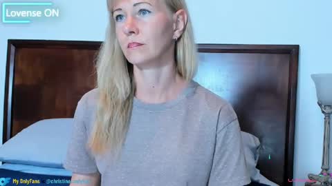 Snapshot of im_beautiful chatting on 01.07.25 Christine - online show from 01.07.25