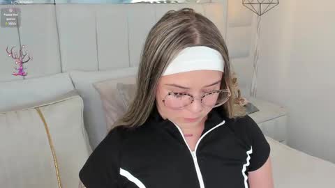 DAHLIA online show from 12.30.24