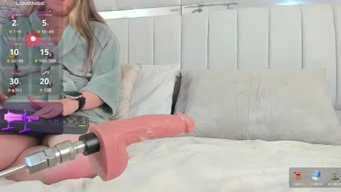 DAHLIA online show from 01.30.25