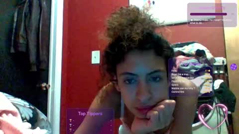 Snapshot of im_elliana chatting on 11.22.25 Ellliiana online show from 11.22.25