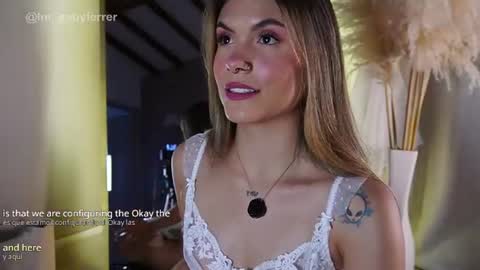 Snapshot of im_gabyferrer chatting on 07.10.26 GABY online show from 07.10.26