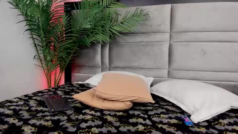  Im Gaia online show from 01.22.25