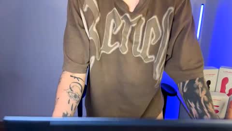 Laia online show from 02.03.25