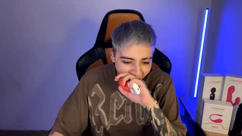 Laia online show from 02.04.25