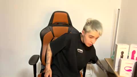 Laia online show from 02.09.25