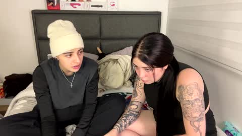 Laia online show from 02.21.25