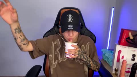 Laia online show from 03.06.25