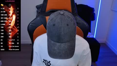 Laia online show from 10.30.25