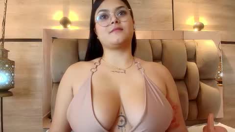 im mou  online show from 10.11.25