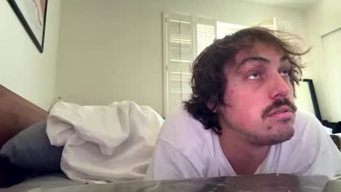 im_nervous online show from 04.04.26