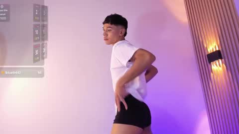 Snapshot of im_sebaslopez chatting on 01.23.25 im_sebaslopez online show from 01.23.25