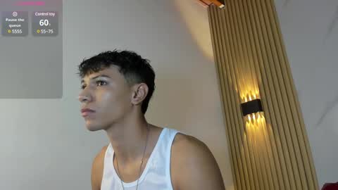 Snapshot of im_sebaslopez chatting on 02.02.25 im_sebaslopez online show from 02.02.25