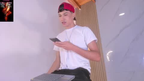 Snapshot of im_sebaslopez chatting on 02.24.25 im_sebaslopez online show from 02.24.25