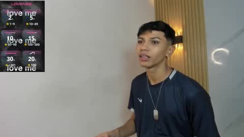 Snapshot of im_sebaslopez chatting on 03.09.25 im_sebaslopez online show from 03.09.25