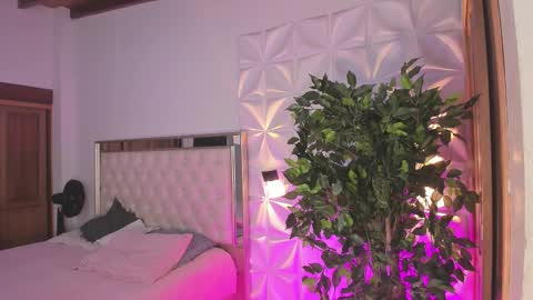 Snapshot of im_sebaslopez chatting on 09.27.25 im_sebaslopez online show from 09.27.25