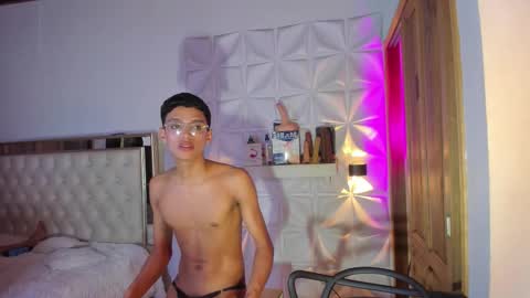 Snapshot of im_sebaslopez chatting on 12.15.25 im_sebaslopez online show from 12.15.25