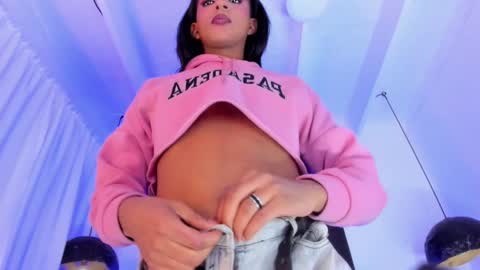 Snapshot of im_shannon_44 chatting on 02.12.25 im_shannon_44 online show from 02.12.25