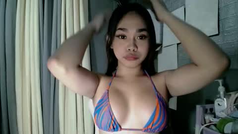 Snapshot of im_ur_future_wife69 chatting on 04.09.26 im_ur_future_wife69 online show from 04.09.26