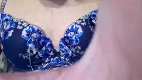 Snapshot of imabigolperv chatting on 01.28.25 imabigolperv online show from 01.28.25