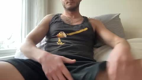 Snapshot of imamouthful20 chatting on 01.07.25 ImAMouthful online show from 01.07.25