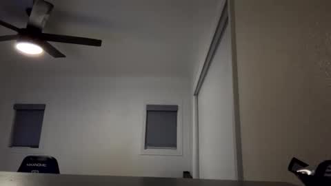 Snapshot of imchokingchicken chatting on 09.15.25 imchokingchicken online show from 09.15.25