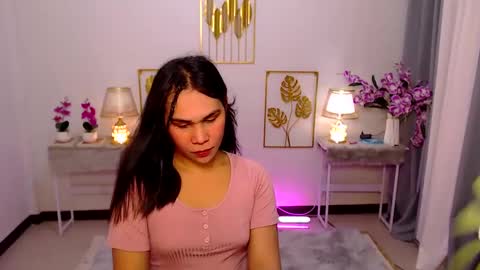 Snapshot of imdestined_foryou chatting on 12.19.24 Ashley online show from 12.19.24