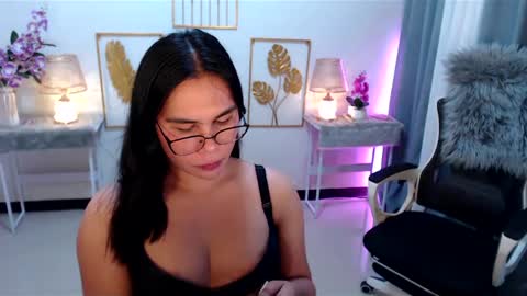 Snapshot of imdestined_foryou chatting on 01.03.25 Ashley online show from 01.03.25