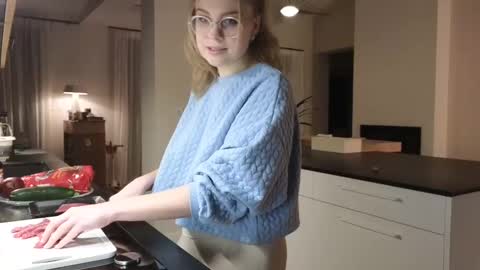 ImKeira online show from 01.28.25