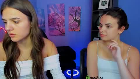 Snapshot of imleylaa chatting on 06.19.26 Leyla online show from 06.19.26