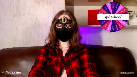 Miss Amelie online show from 03.10.26