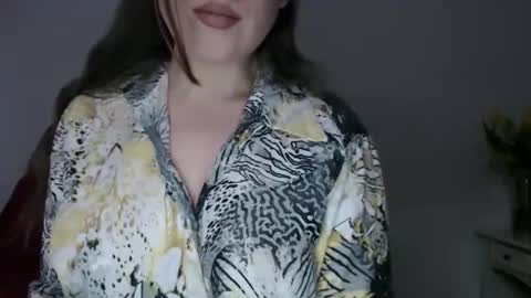 Snapshot of immouss chatting on 04.06.26 Pola online show from 04.06.26