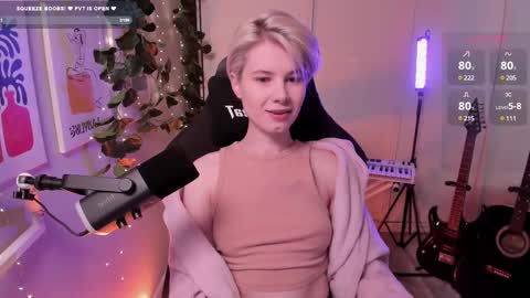 Mia online show from 02.23.25