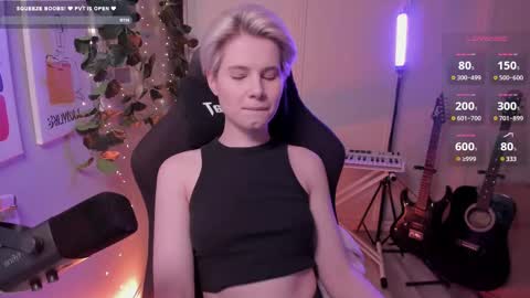 Mia online show from 02.27.25