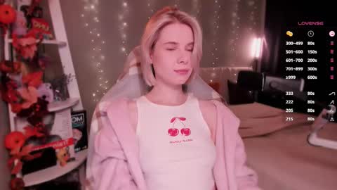 Mia online show from 11.16.25