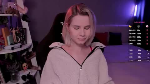 Snapshot of imnotmia chatting on 02.11.26 Mia online show from 02.11.26