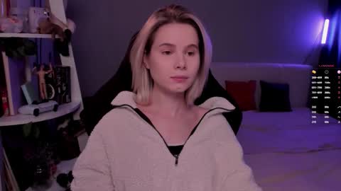 Snapshot of imnotmia chatting on 02.13.26 Mia online show from 02.13.26