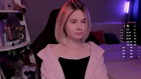 Snapshot of imnotmia chatting on 02.22.26 Mia online show from 02.22.26