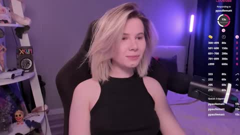 Snapshot of imnotmia chatting on 03.21.26 Mia online show from 03.21.26