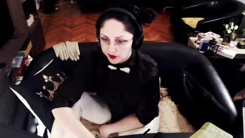 Empress online show from 04.30.26