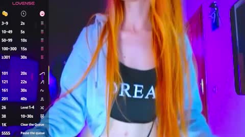 Snapshot of impetocandore chatting on 11.07.25 Lora online show from 11.07.25