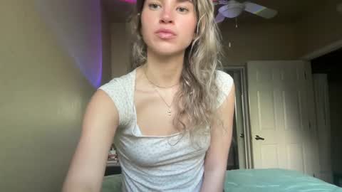 Snapshot of imrubyy chatting on 01.14.25 RUBYY 3 online show from 01.14.25