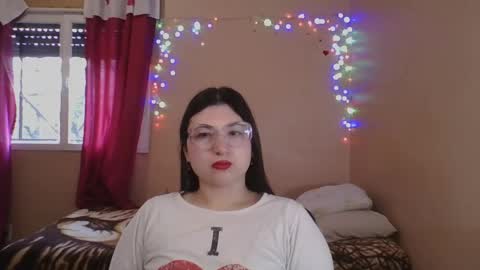 Snapshot of imsohornydacom chatting on 06.07.26 Florencia online show from 06.07.26
