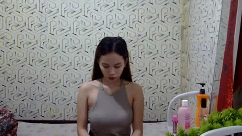 Im sad because im lonely wish help me here online show from 06.21.26