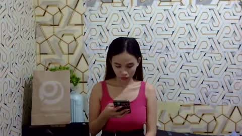 Im sad because im lonely wish help me here online show from 07.24.26